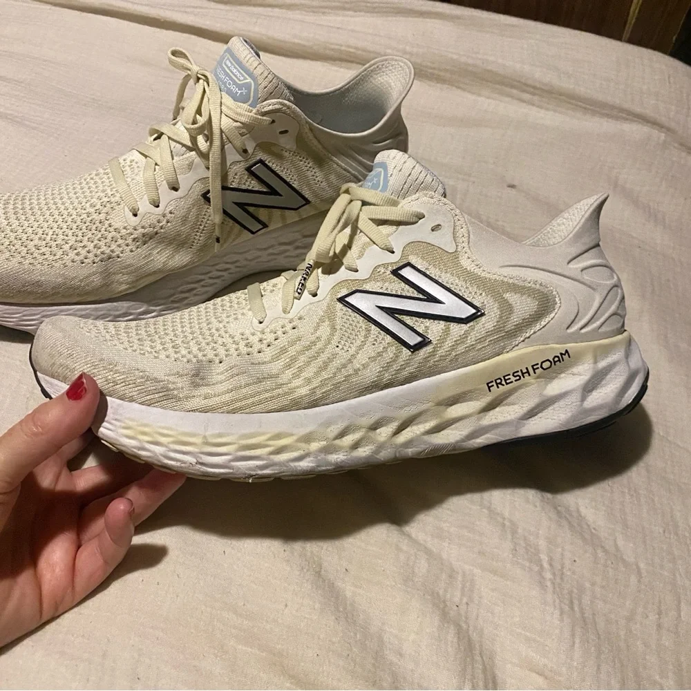 NEW BALANCE NAKED X FRESH FOAM 1080v11 community pack 13 womens running shoes